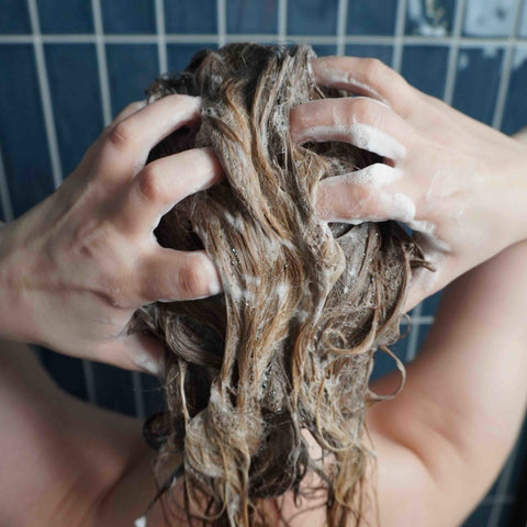 Simpelt shampoobar skummer uden SLS